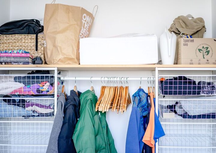 How to Store Seasonal Clothes Efficiently: Practical Tips and Tricks
